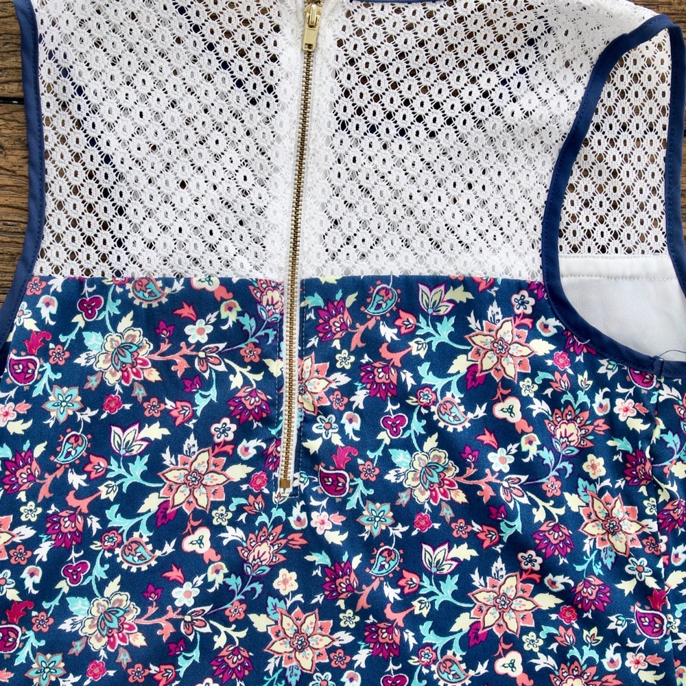 Casual Floral Dress - Picture 4 of 4